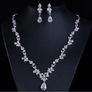 Crystal Floral Teardrop Bridal Jewelry Set